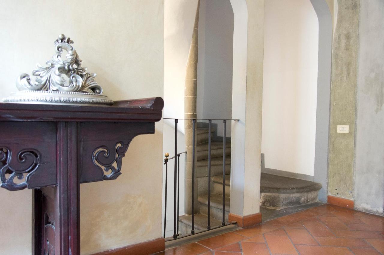 Traviata Appartamento Storico - Palazzo Tolomei フィレンツェ エクステリア 写真